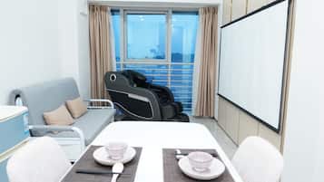 Classic Apartment, Ocean View | Private kitchenette | Mini-fridge, electric kettle, cookware/dishes/utensils