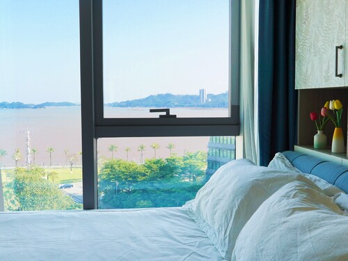 Interact China Fine Condo - Tangjia Bay Ⅱ