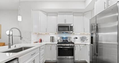 Upscale+Private Home 3 BEDR+3 BTH, Kitchen, Garage