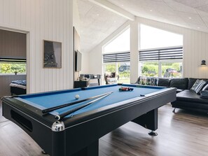 House | Games room