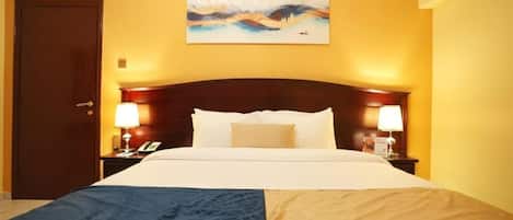 Laptop workspace, free WiFi