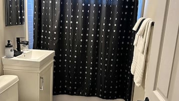 Een douche, een haardroger