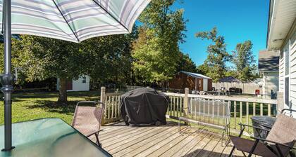 Sunny Suburban Retreat