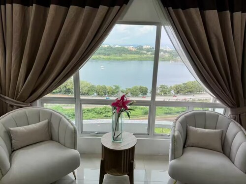 Eastlake Residence @ Seri kembangan