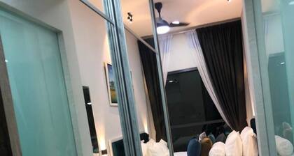 Lovely studio apt w pool & steam bath @ Damansara