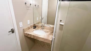 ํจ๋ฐ๋ฆฌ๋ฃธ | ์์ค