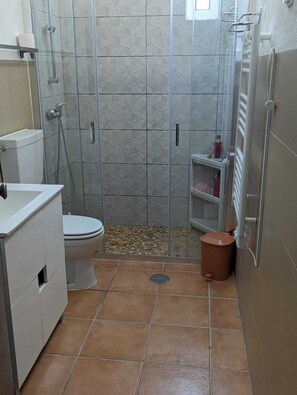 Hair dryer, towels - Single-storey villa,sea view,AC,WIFI,garden,barbecue,terraces, 2mn from beach (Altura)