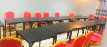 Immaculate 10-bed Lodge in Kigali