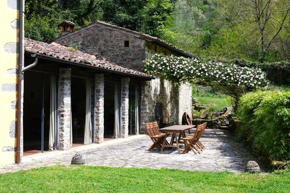 Ristorazione all'aperto