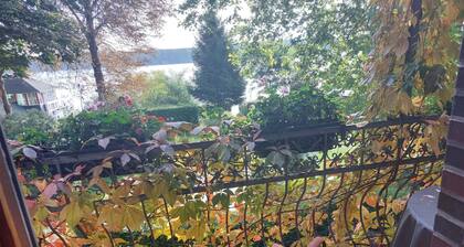 Seeblick zu zweit, nahe Berlin