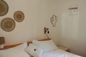 1 室のベッドルーム、アイロン / アイロン台、旅行用ベビーベッド、WiFi (無料)