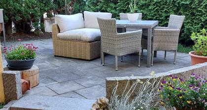 Appartement 'Ferienwohnung Dina' avec terrasse privée, balcon et Wi-Fi