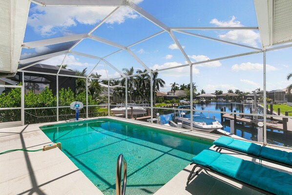 Beheizter Pool