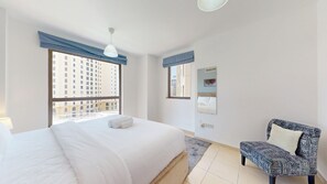 3 bedrooms, desk, iron/ironing board, free WiFi