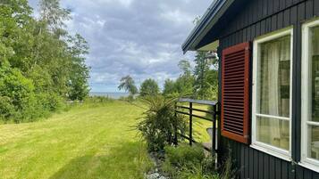 House | Property grounds