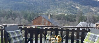 Holiday Home 'Grand Chalet Jourdan' with Mountain View, Private Terrace and Wi-Fi