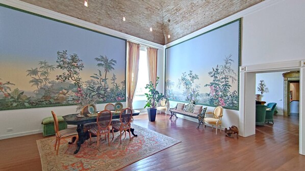 Apartment, 3 Bedrooms, City View | Dining room