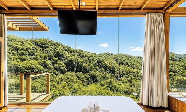 Basic Chalet | 1 bedroom, free WiFi - Cabana de Luxo na Serra Catarinense Vst018 (Anitapolis)