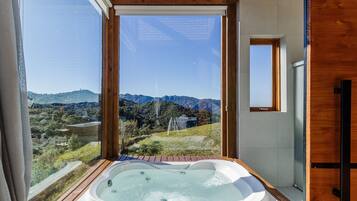 Basic Chalet | Interior