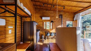 Basic Chalet | Interior