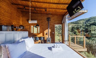 Chalé básico | 1 quarto, Wi-Fi de cortesia