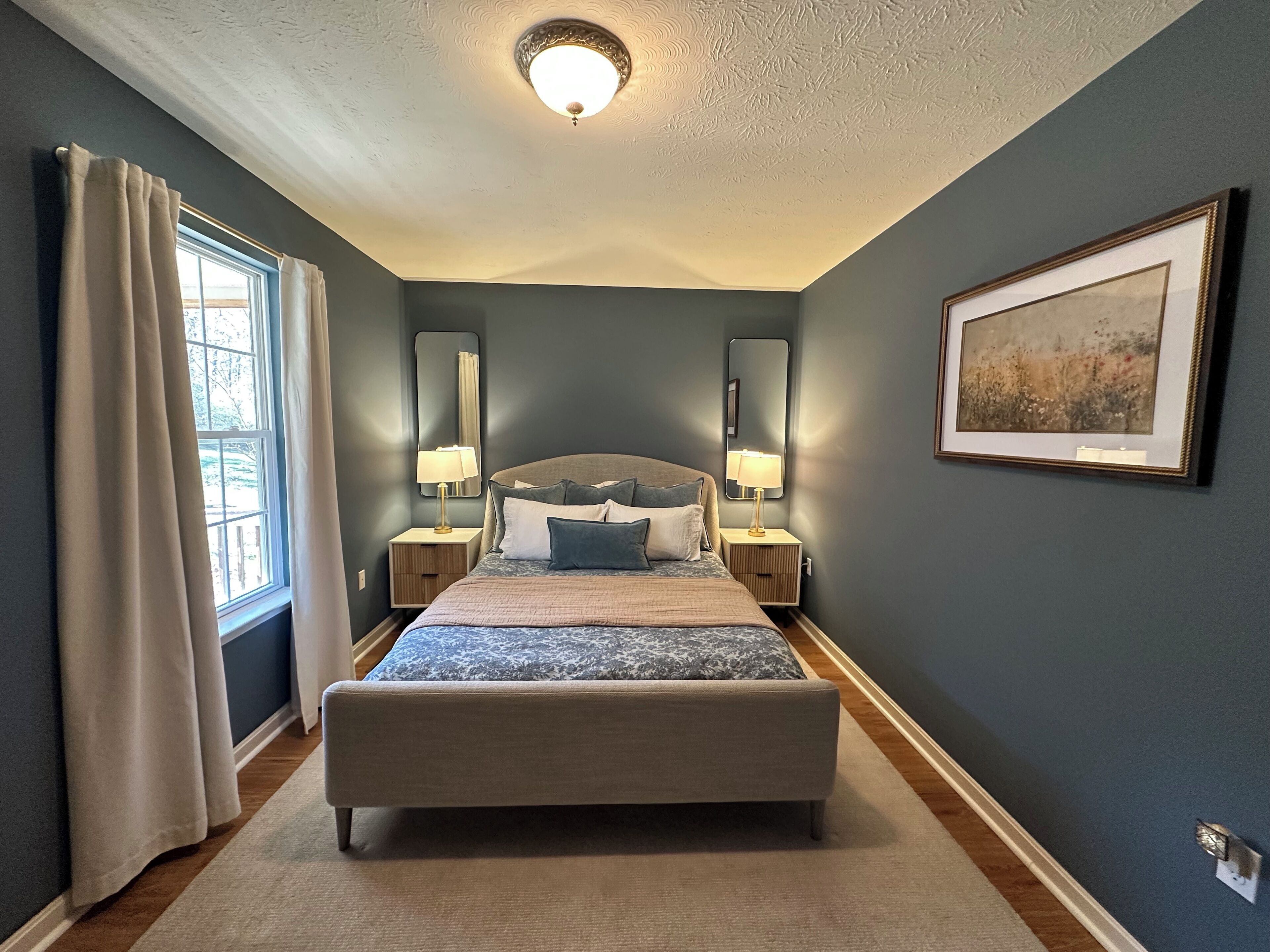 5 bedrooms, free WiFi, bed sheets