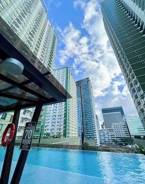 Appartement, 1 chambre, vue ville | Piscine | Piscine extérieure