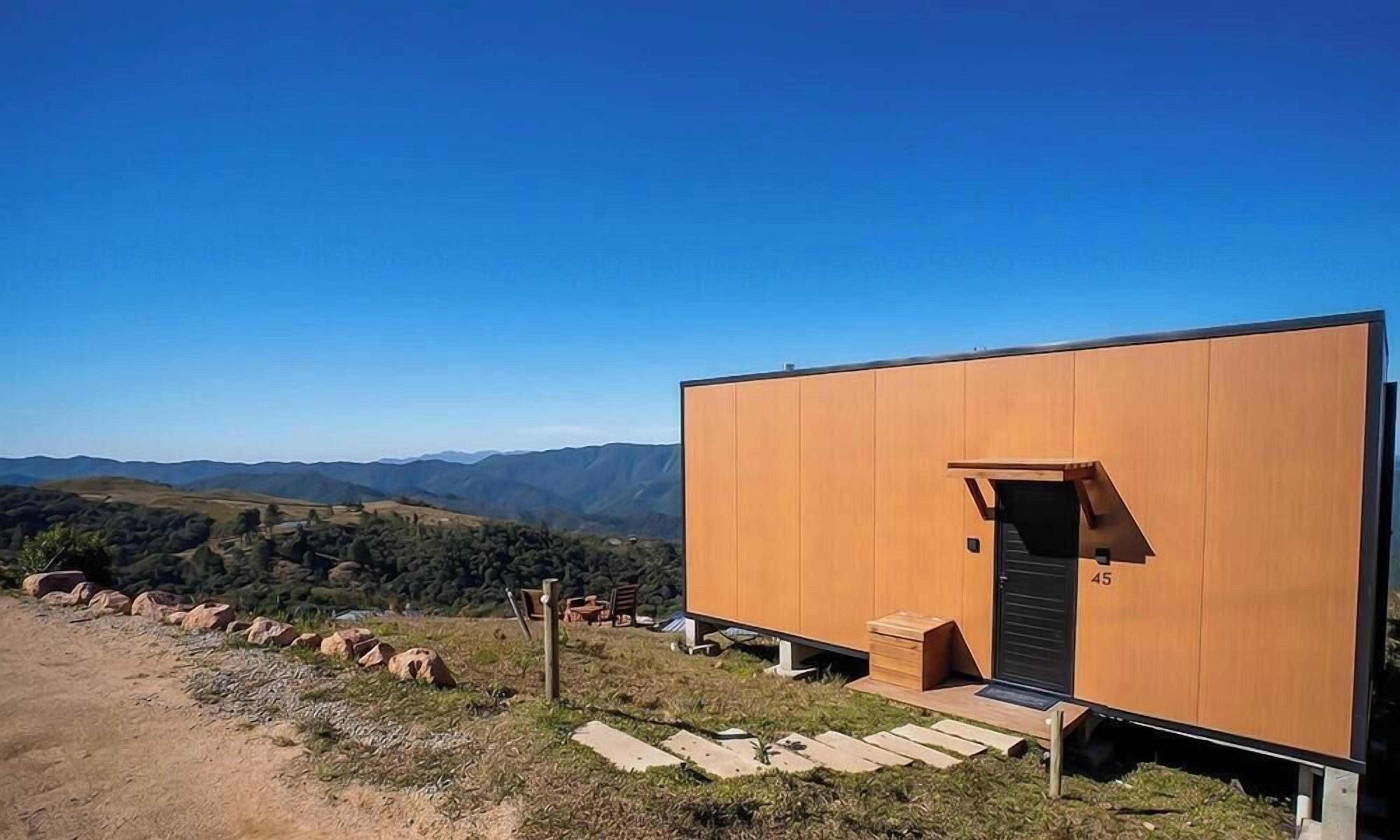 Basic Chalet | Exterior