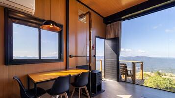 Basic Chalet | Interior