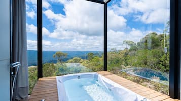 Basic Chalet | Interior