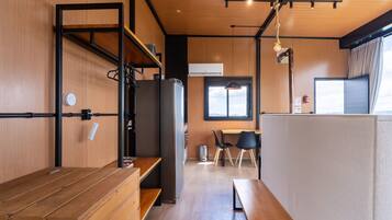 基本小木屋 | 內部