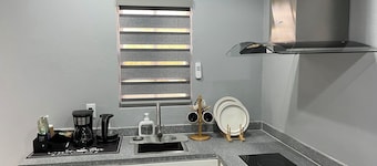 Charming studio in wonderful Saint John's with WiFi, AC