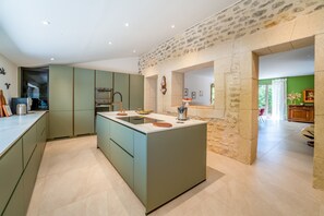 Interior - 'Bleue' Room with Shared Pool, Wi-Fi, and Air Conditioning (Solérieux)