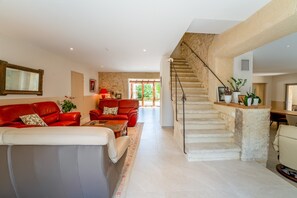 Interior - 'Bleue' Room with Shared Pool, Wi-Fi, and Air Conditioning (Solérieux)