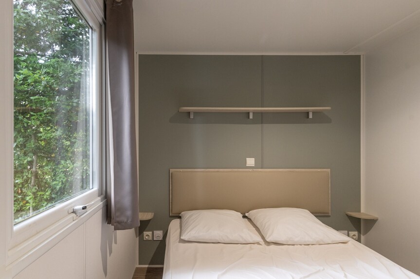 Mobil-home « Mobil-home B - 1-6 Pers » Avec Piscine Partagée, Terrasse Privée Et Jardin Commun - Ardèche