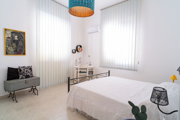 2 sovrum, strykjärn/strykbräda, wi-fi och sängkläder