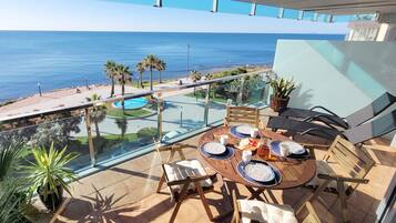 Superior appartement, uitzicht op zee | Terras