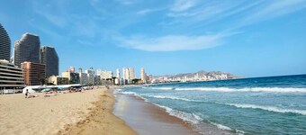 5 minute walk to the Beach - Torres Residencial Miranda