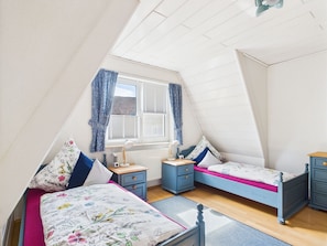 3 bedrooms, in-room safe, free WiFi, bed sheets - Villa Rose: Freshly renovated and fully equipped (Königsberg in Bayern)