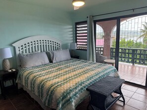 2 makuuhuonetta, silitysrauta/-lauta, Wi-Fi, vuodevaatteet