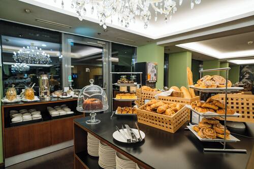 Colazione a buffet a pagamento, servita tutte le mattine