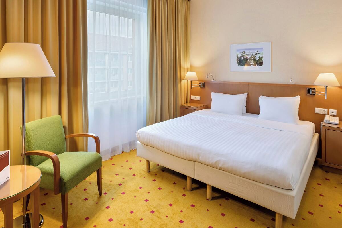 Down duvets, minibar, in-room safe, desk