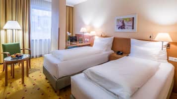 Executive-Zimmer | Daunenbettdecken, Minibar, Zimmersafe, Schreibtisch
