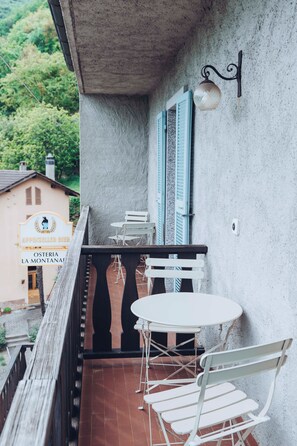 Basic Single Room, Balcony, Mountain View | Property grounds