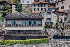 บริเวณภายนอก