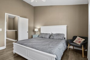 3 bedrooms, iron/ironing board, travel cot, free WiFi