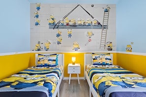 3 bedrooms, iron/ironing board, bed sheets
