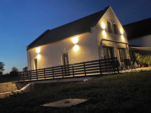 Vacation villa "Twin Garden" in Zánka, 5 minutes from Lake Balaton. Garden & Terrace.