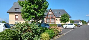 Esterni