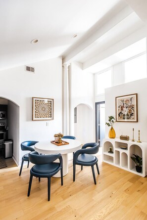 In-room dining - 360 King (Charleston)